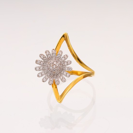 Stunning Finger Ring