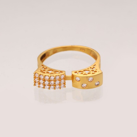 Unique Gold Finger Ring