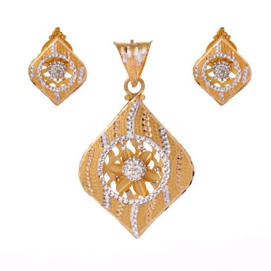 Stunning Rhodium Finished Pendant Set